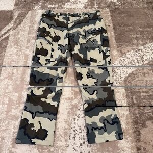 KUIU Attack Style Pants Mens 38x31 Vias Camo Hunting Softshell Performance